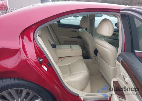 2015 Lexus Ls 460 z USA, uszkodzony, nr VIN JTHBL5EF4F5137432